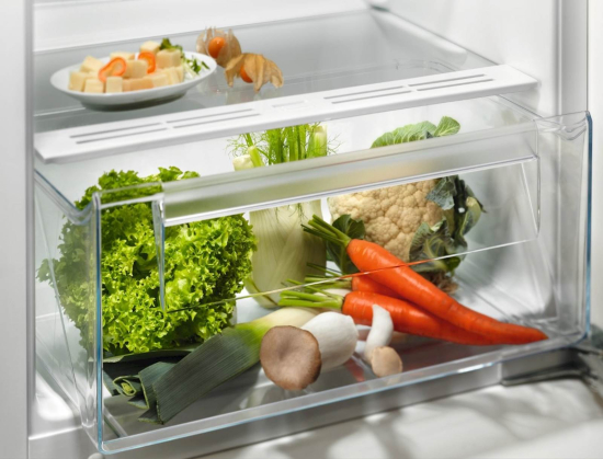 Vgr. hladilnik Electrolux LFB3AE12S