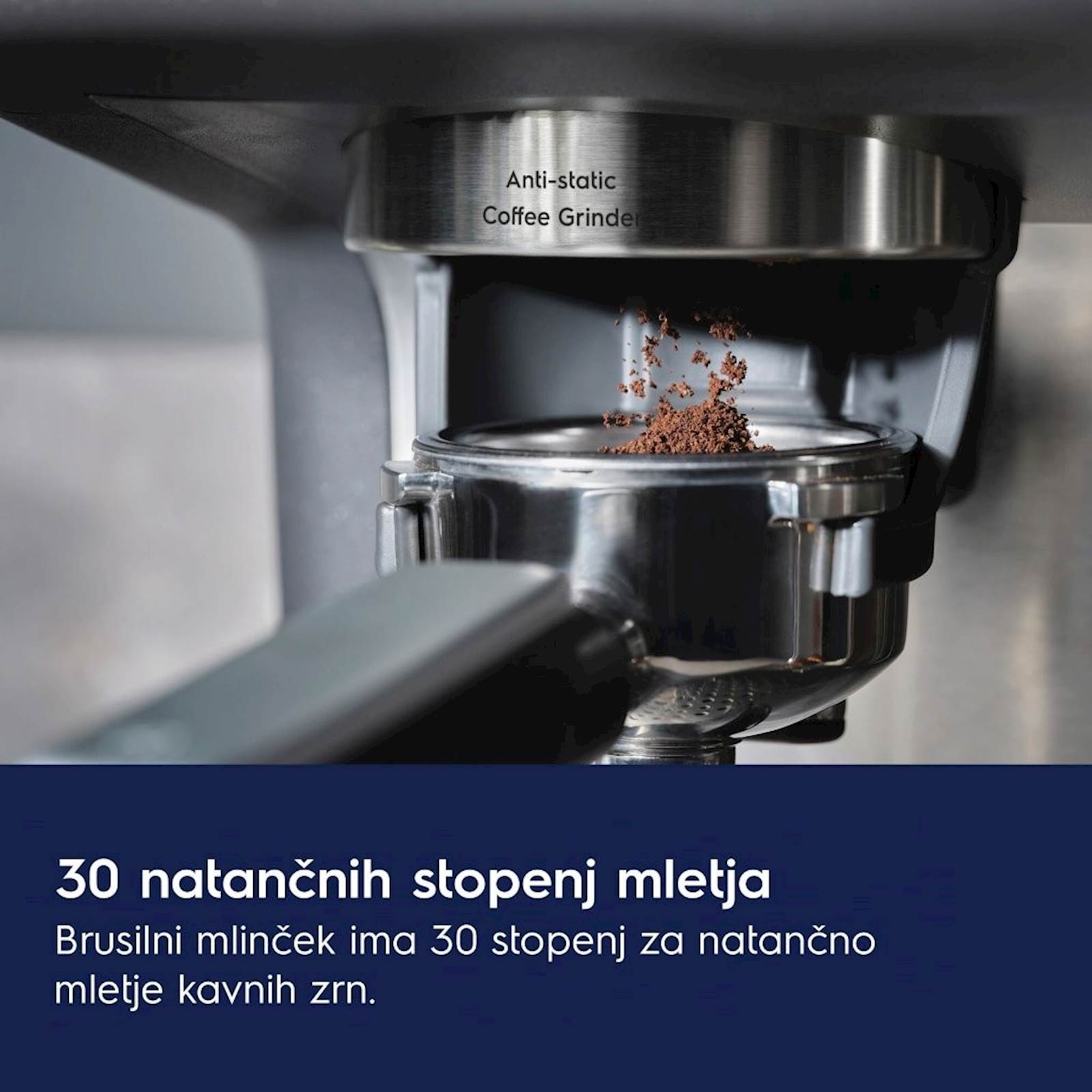 Kavni aparat za espresso Electrolux E8EC1-8BP Kavni aparat za espresso Electrolux E8EC1-8BP