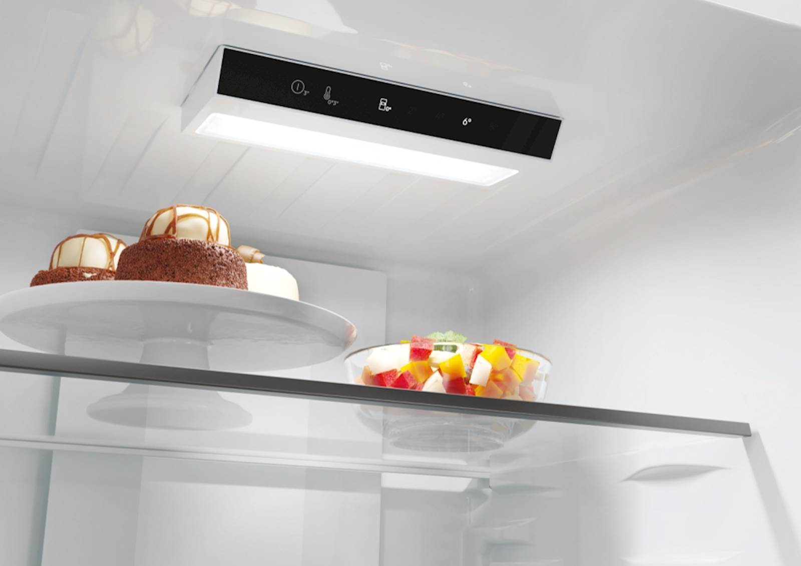 Hladilnik CANDY CNCQ2T518EX Hladilnik CANDY CNCQ2T518EX