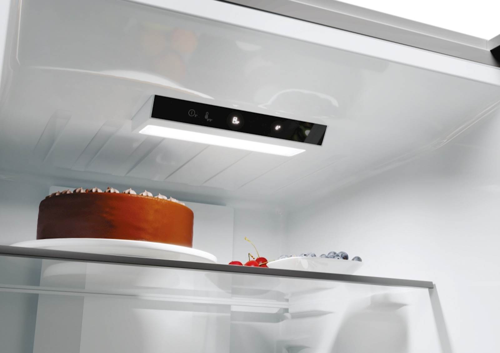 Hladilnik CANDY ECN2CQTEX206 Hladilnik CANDY ECN2CQTEX206