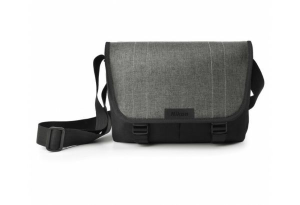 NIKON-torba-s-previsnim-pokrovom-VAE30004